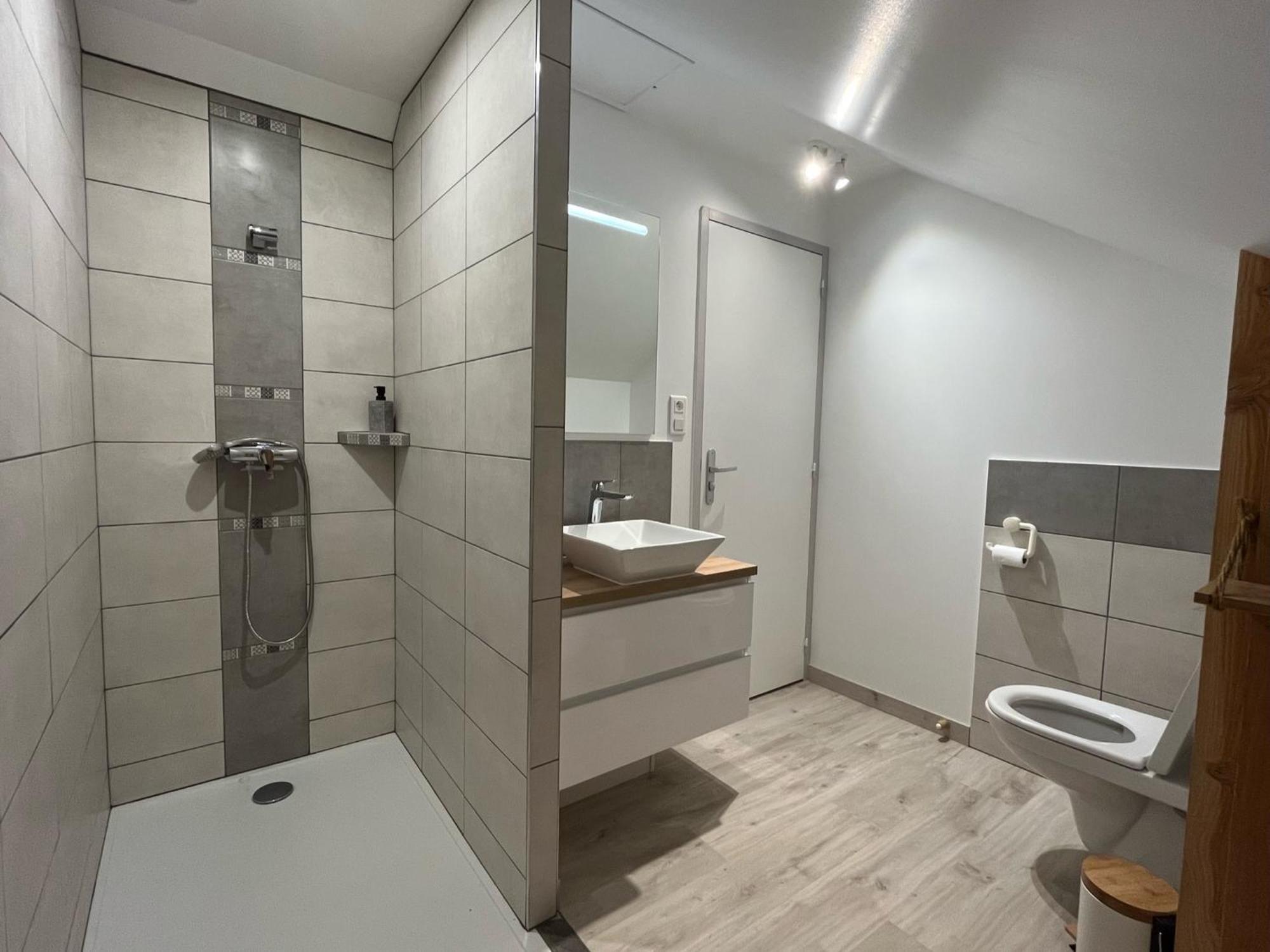 Le Petit Saint Vincent, Neuf Et Calme Appartement Lorcy